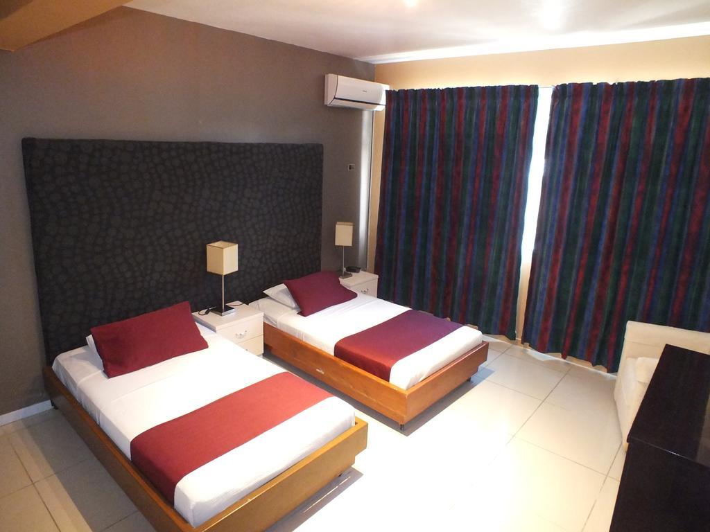 Hotel Olympic Port Vila Esterno foto