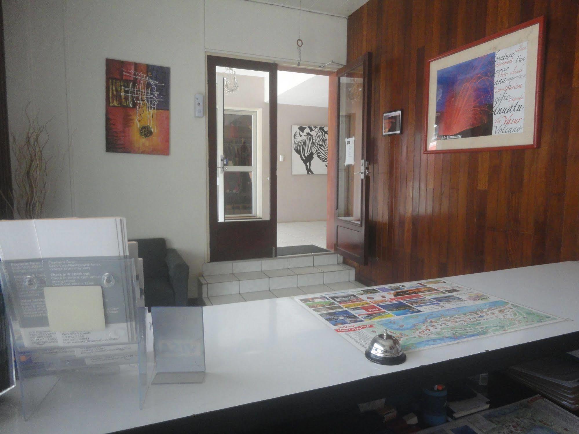 Hotel Olympic Port Vila Esterno foto