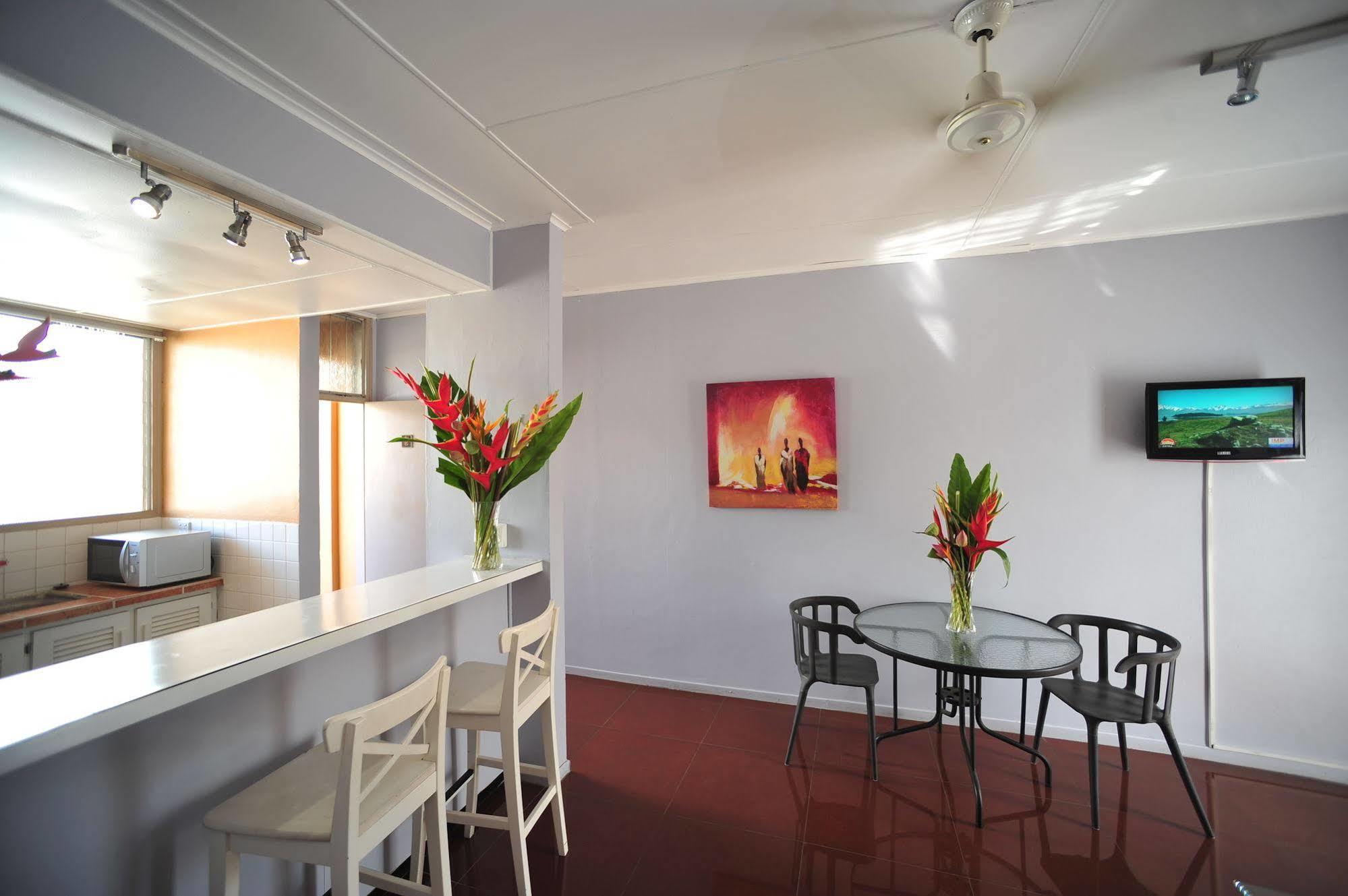 Hotel Olympic Port Vila Esterno foto