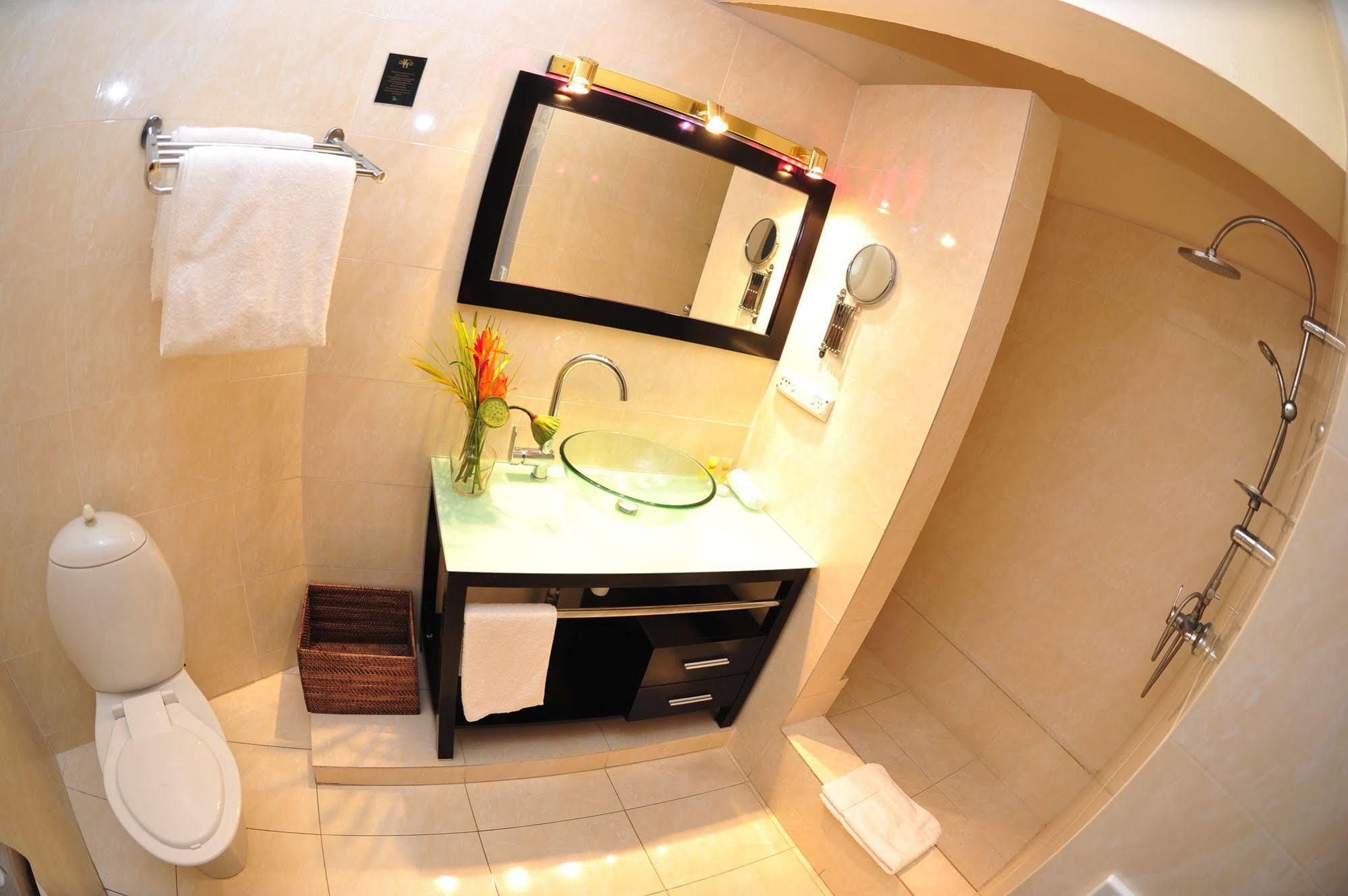 Hotel Olympic Port Vila Esterno foto